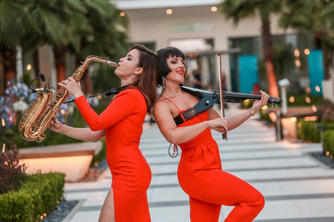 Music that sets the mood. 🌟